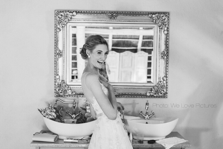 Natural bridal hair and makeup at a Stellenbosch wine-farm wedding