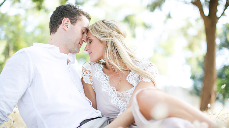 African bride with natural bridal makeup by Iza Cloete, Cape Town